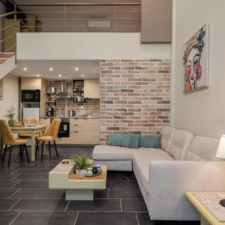 In The Center Of 'a Modern Loft' Apartment Athens